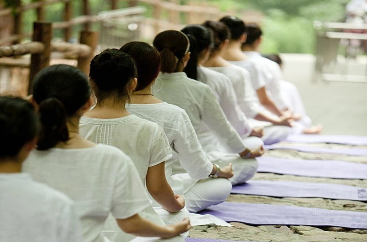 贵阳瑜伽教练200小时认证培训课程